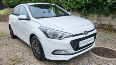 HYUNDAI I20 COM IVA DEDUTIVEL