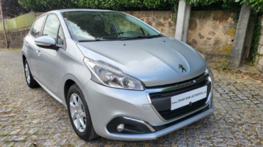 PEUGEOT 208 1.6 HDI EXCLUSIVE