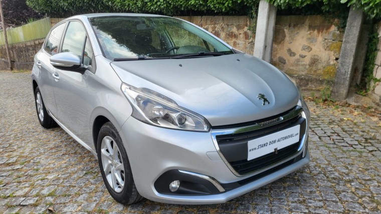 PEUGEOT 208 1.6 HDI EXCLUSIVE